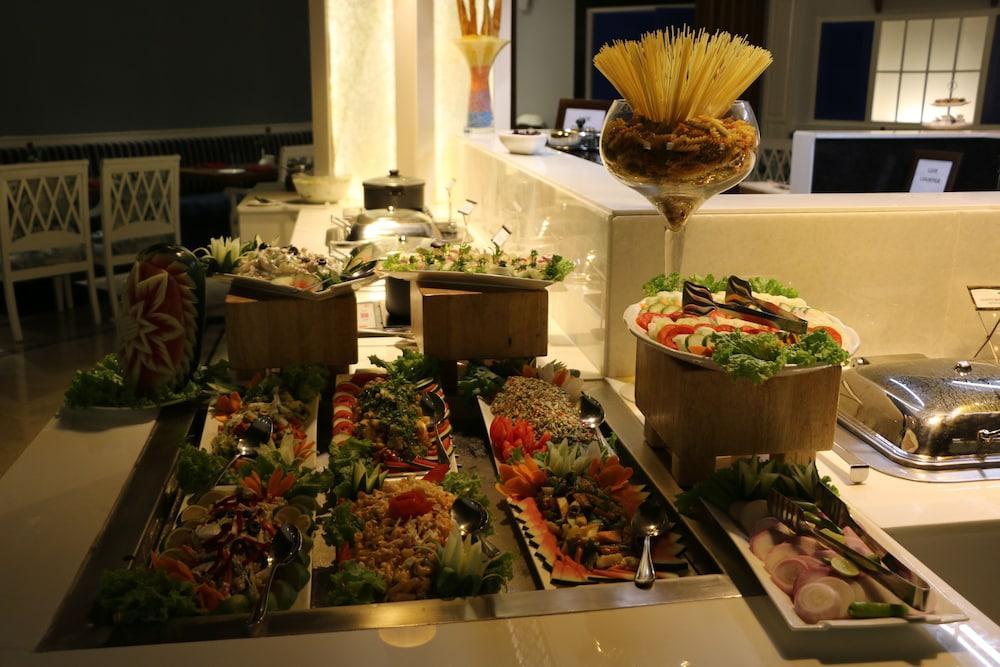 Ramada By Wyndham Jalandhar City Center Dış mekan fotoğraf