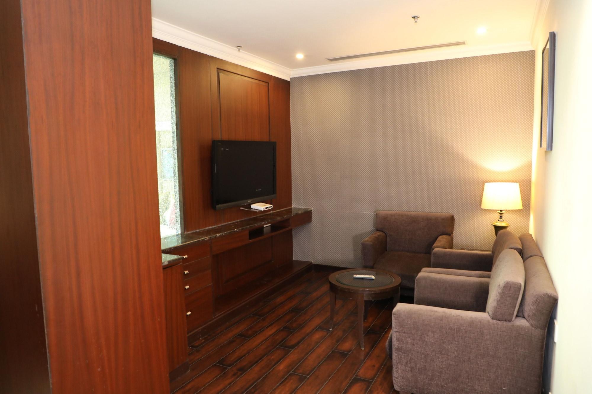 Ramada By Wyndham Jalandhar City Center Dış mekan fotoğraf