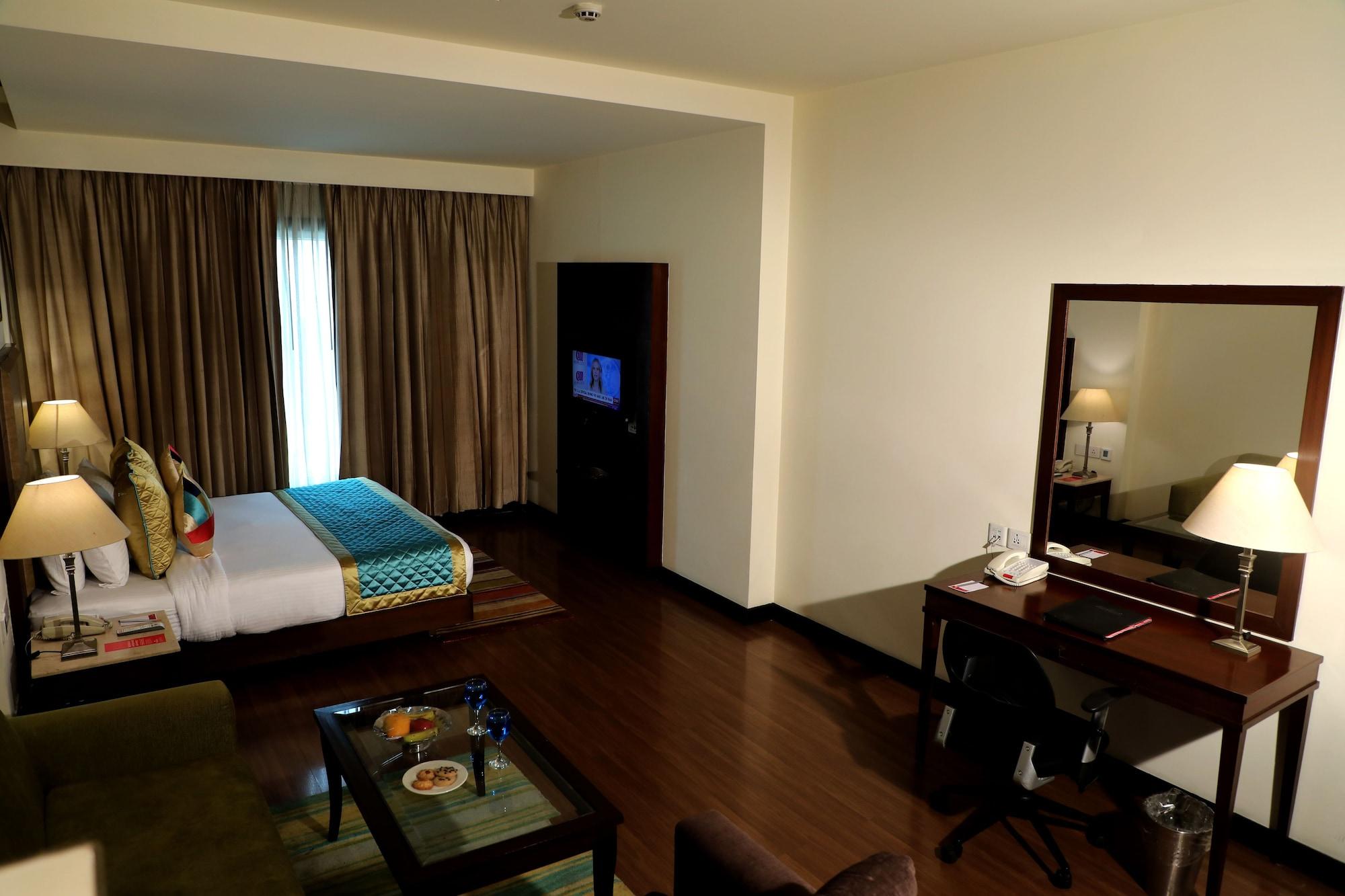 Ramada By Wyndham Jalandhar City Center Dış mekan fotoğraf