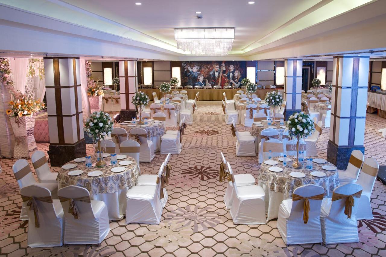 Ramada By Wyndham Jalandhar City Center Dış mekan fotoğraf