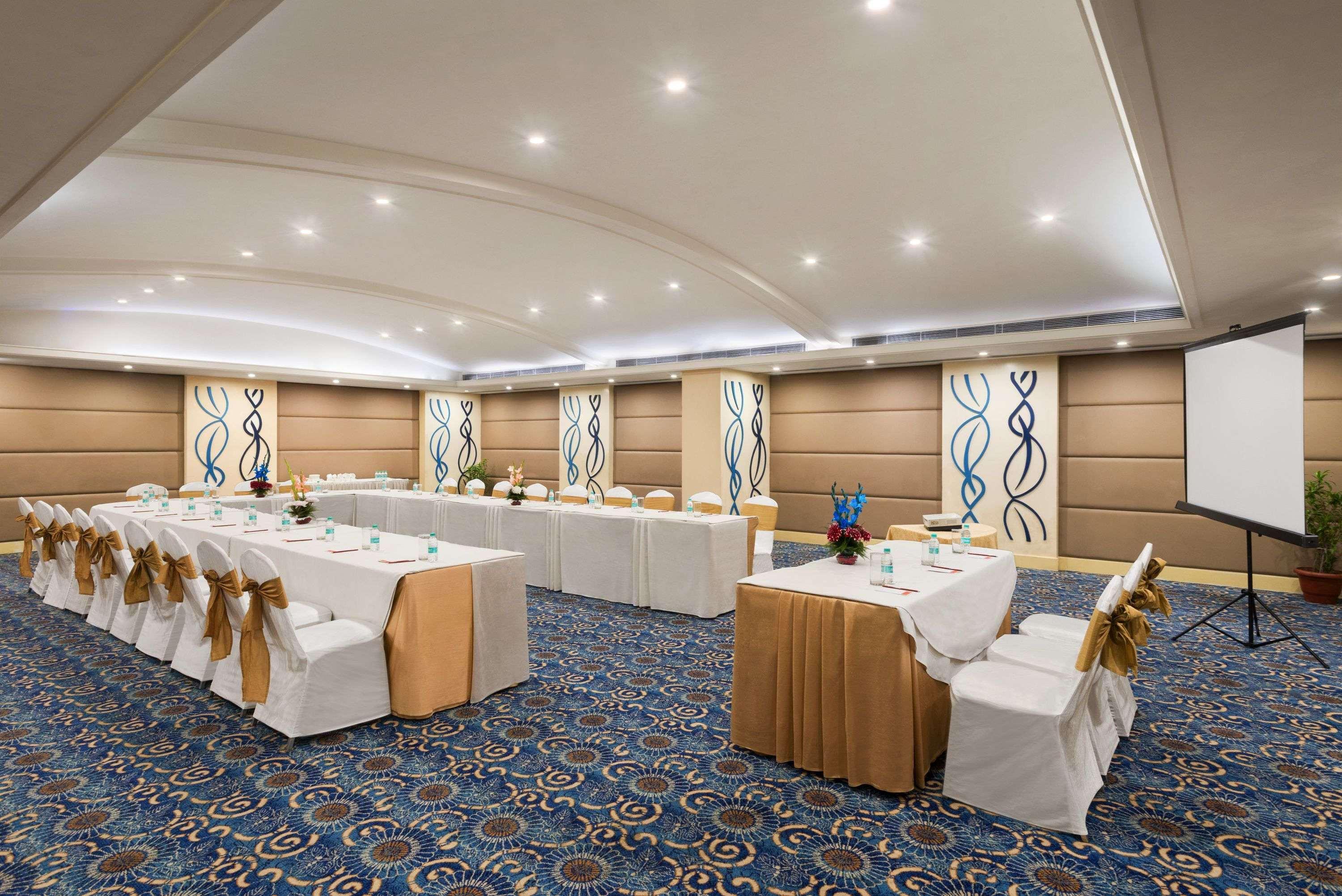 Ramada By Wyndham Jalandhar City Center Dış mekan fotoğraf